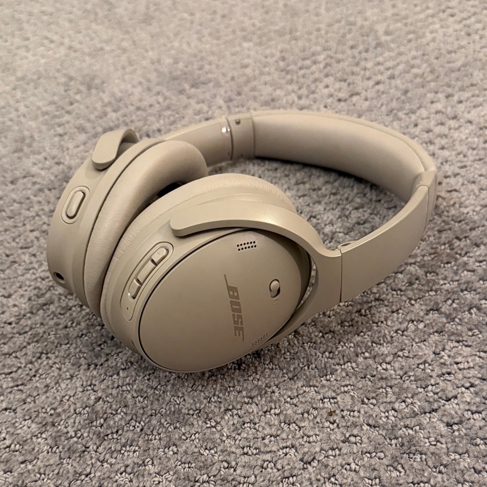 Bose QuietComfort Bluetooth Over Ear Headphones